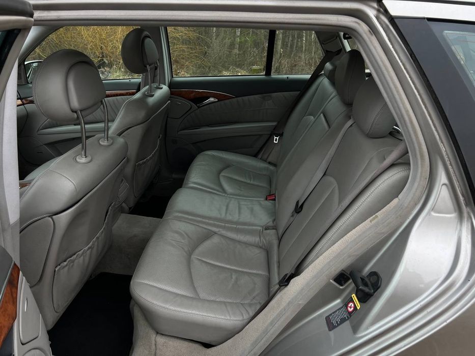 Mercedes-Benz E320 2004 рік автомат 3,2 газ/бенз ДЛЯ військових