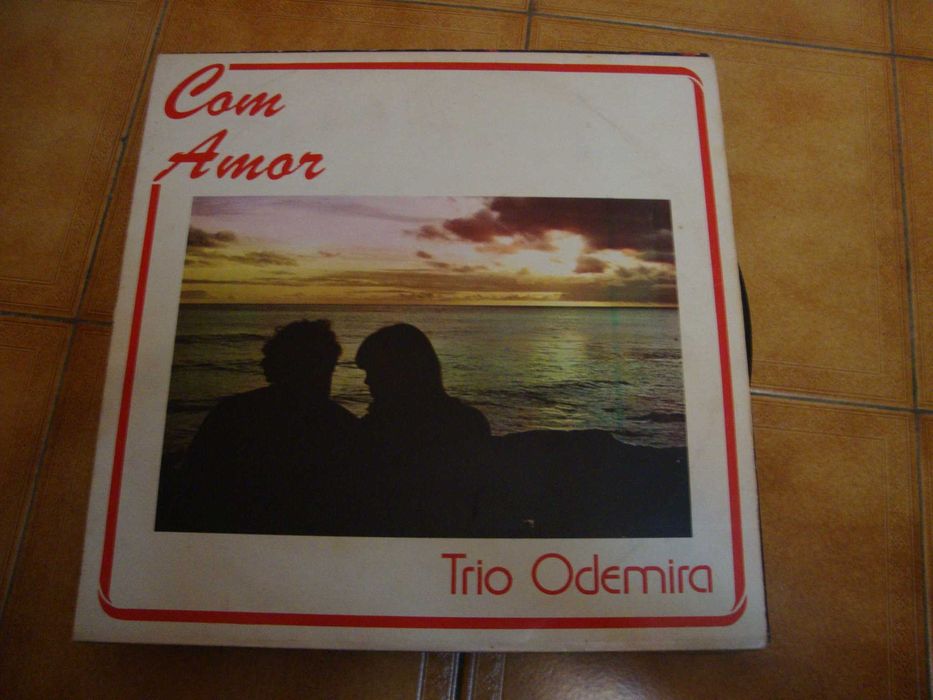 Discos vinil 33 rpm (amália, trio odemira, marco paulo, calvário)