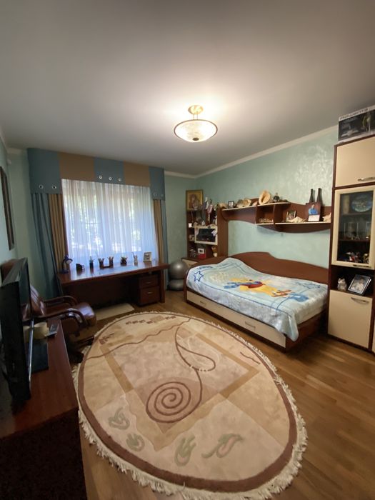 Продам 3х комн кв, центр, Придніпропровський парк