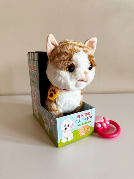 Інтерактивна мʼяка іграшка «Котик на повідку»