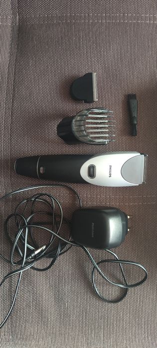 Машинка для стрижки philips