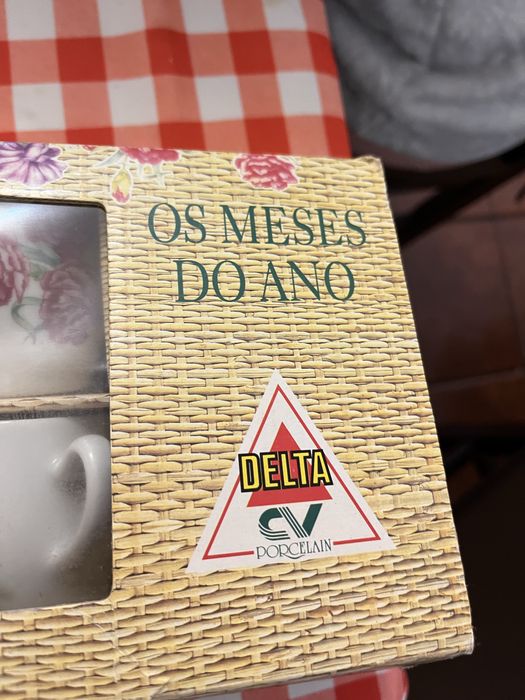Chavenas cafés Delta - coleção Porcelanas Costa Verde