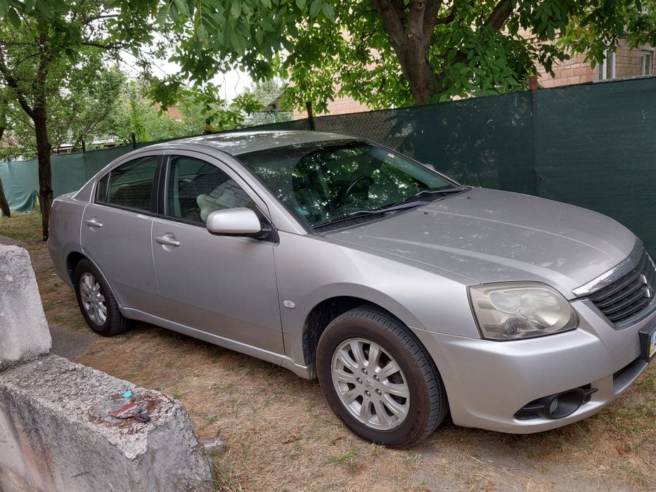 Mitsubishi Galant 9