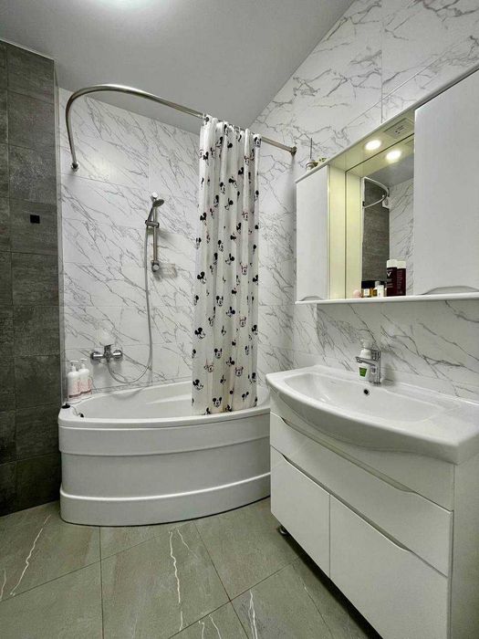 2-комнатаня квартира с ремонтом на Таирово