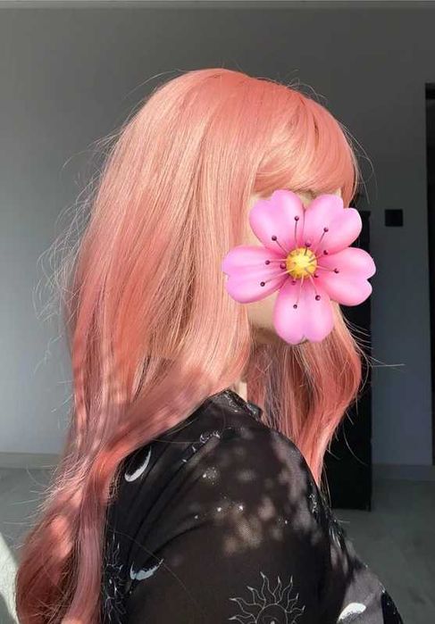 Różowa falowana peruka cosplay wig anime