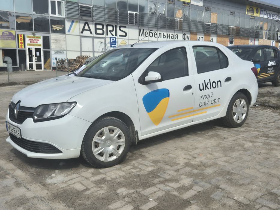 Аренда Renault Logan / Dacia Sandero (Бренд Uklon)