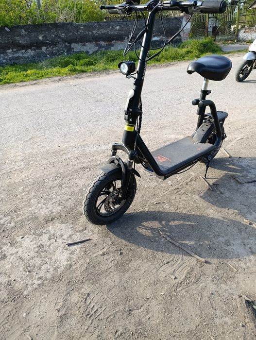 Продам електросамокат kugookirin c1+