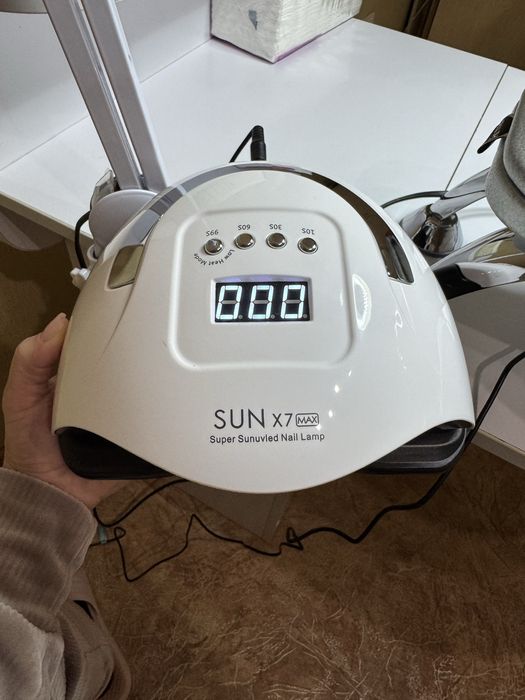 Лампа для манікюру