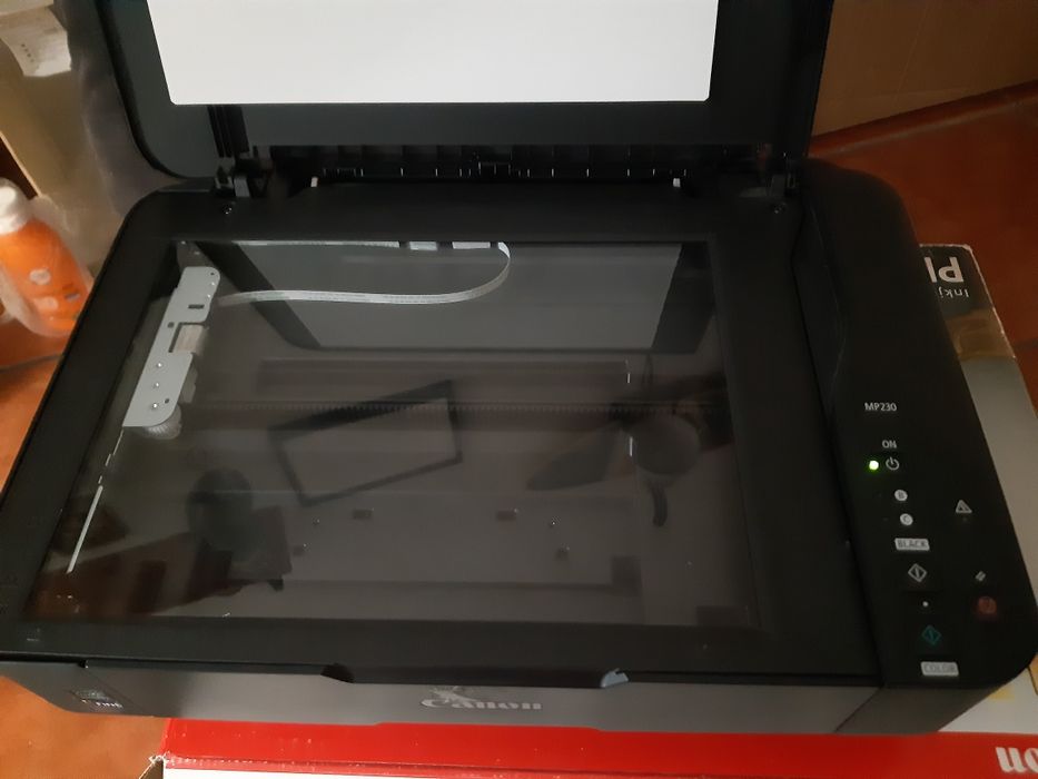 Impressora jato tinta Canon Pixma MP230