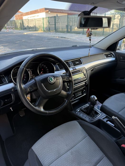 Skoda Superb 1.9 TDI 105cv — 2010 — Único Dono