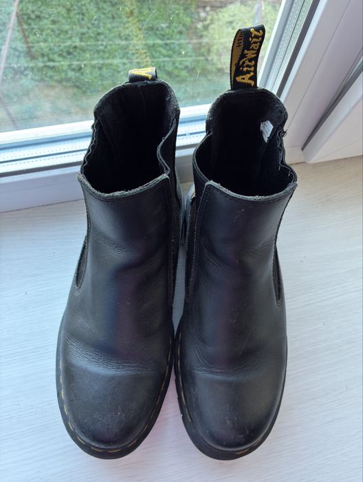 Жіночі черевики Dr. Martens, розмір 39