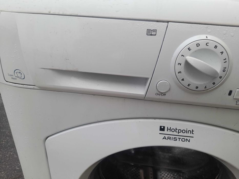 maquina de roupa Ariston 7 quilos 1200 rpm