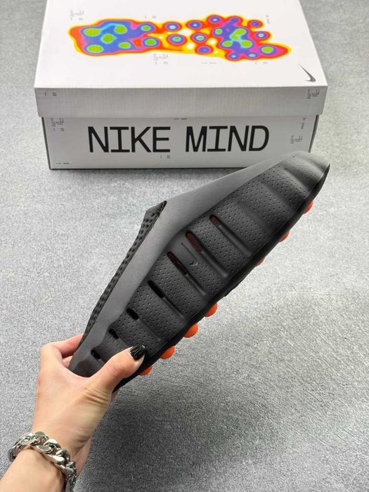 Mind_001_Slide_Czarny 45