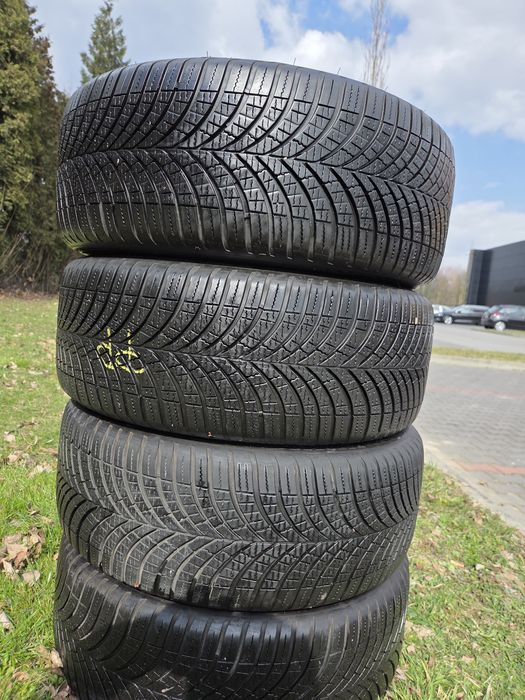 Goodyear vector 4seasons RunFlat 2023r