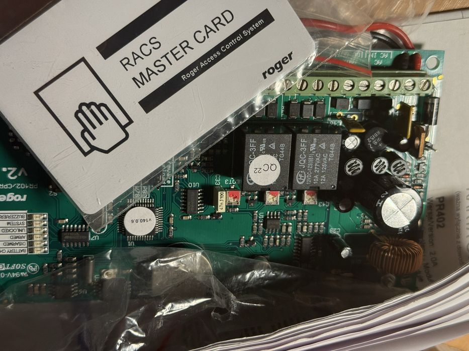 Roger kontroler PR 402