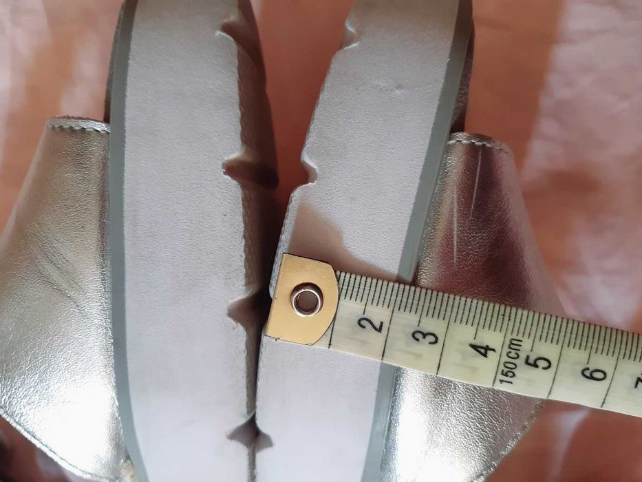 Sandały GABOR 39 skóra kolor srebrny soft lekkie miękkie na koturnie platformie