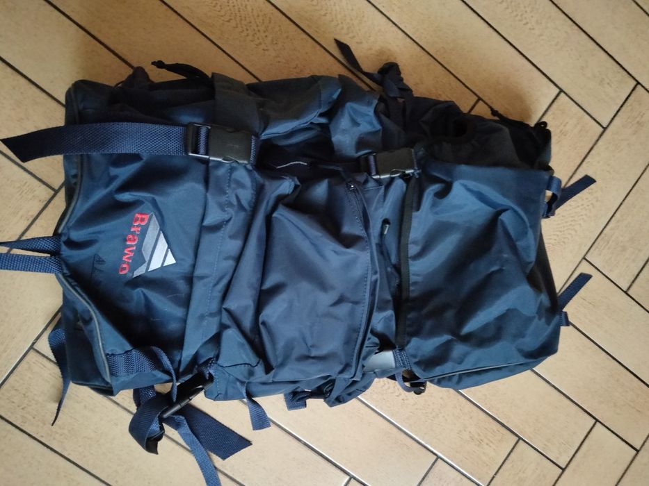 Duży plecak trekkingowy w góry pojemny