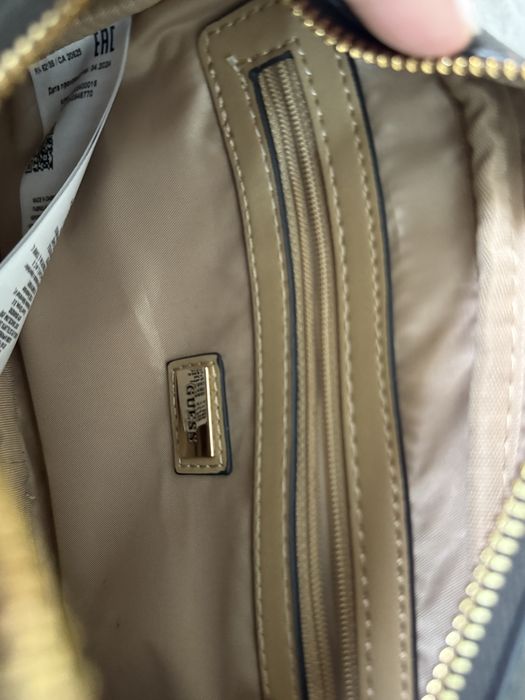 Mala tiracolo GUESS (Tons Castanho)