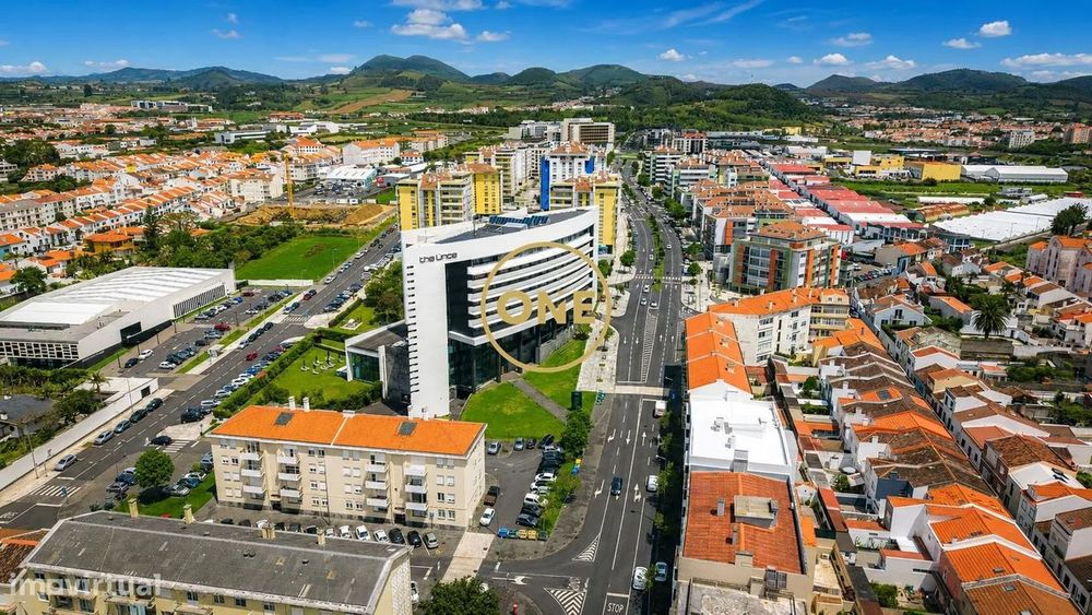 Apartamento T3 na Avenida D. João III – 4.º Piso