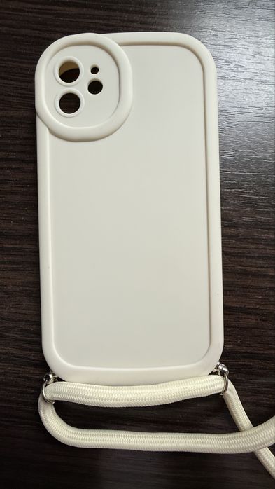 Чехол на iPhone 11