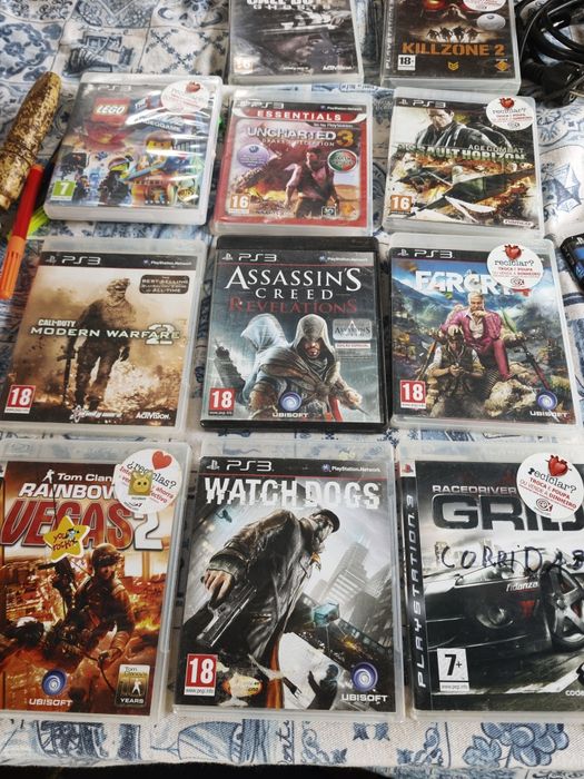 Vendo vários jogos play station 3 só  vendo o total do conjunto