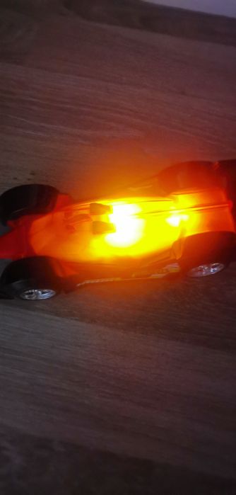 Auto Hot Wheels duże