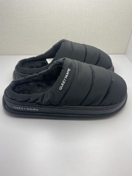 Теплі тапочки для дому та вулиці