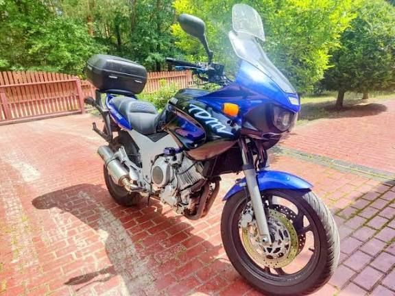 YAMAHA TDM 850 4TX owiewka osłona boczek zbiornik silnik zawieszenie set podnóżek swap siedzenie chłodnica regulator moduł przełącznik przekaźnik licznik wiązka tłumiki arrow