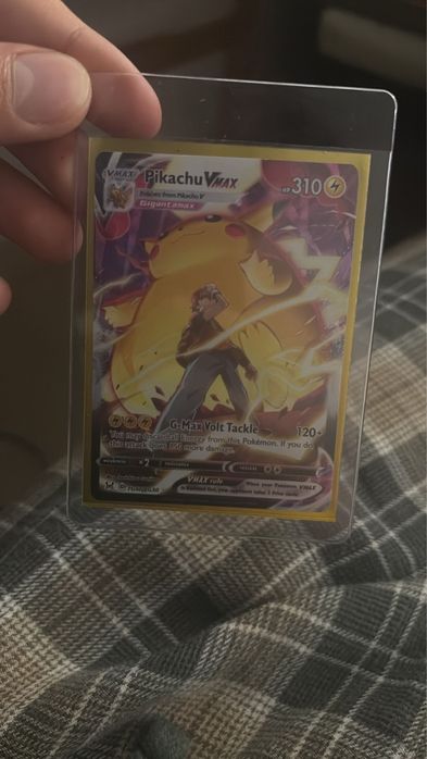 Pikachus vmax carta near mint