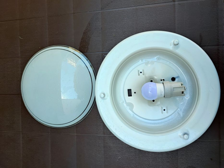 Candeeiro de parede ou tecto