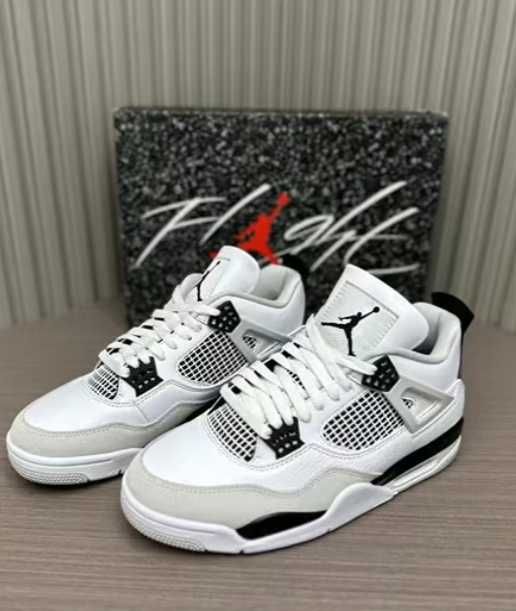 Jordan_4_Retro_military_black R.46