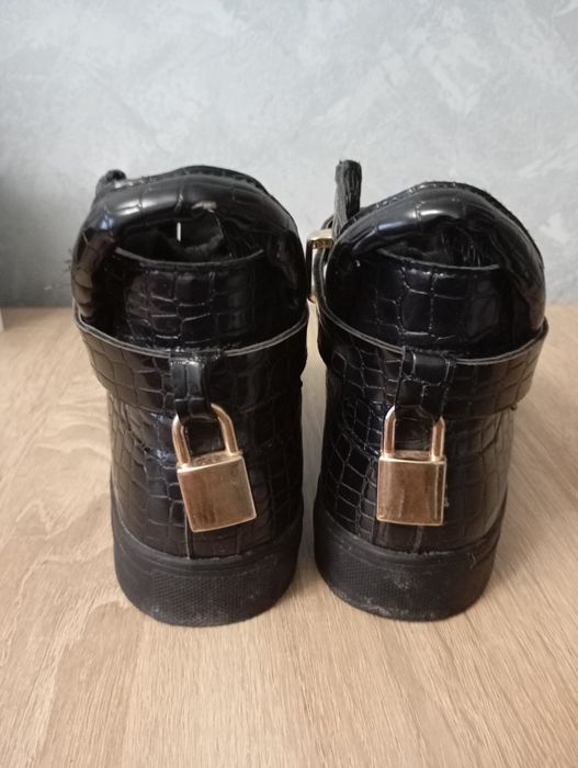 Ботінки жіночі 36 розмір демісезон