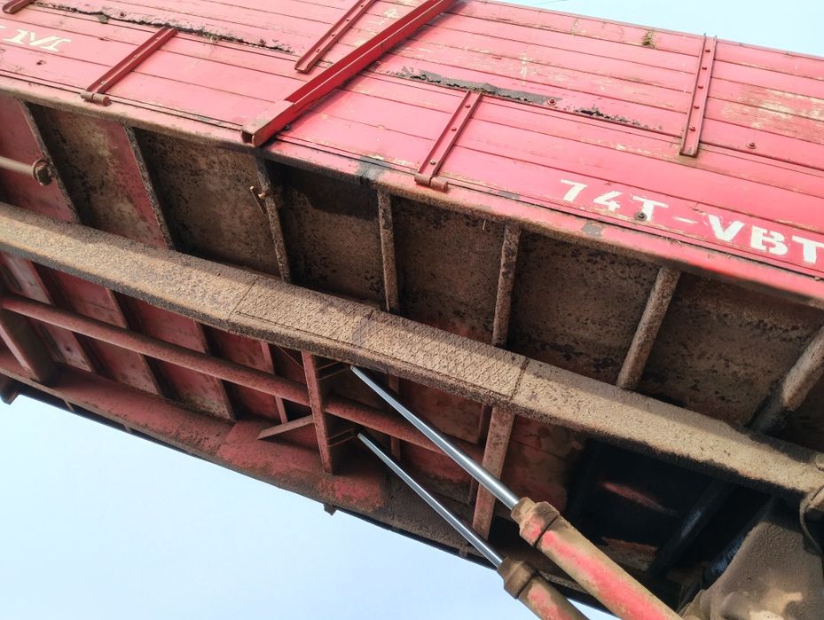 Przyczepa na tandemie TIM 7.4t wysoki wywrot