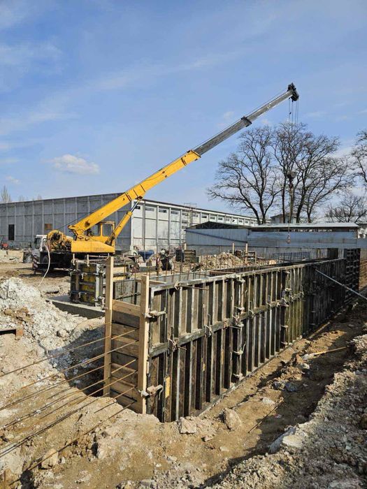 Автокран Bumar, 1985 рік