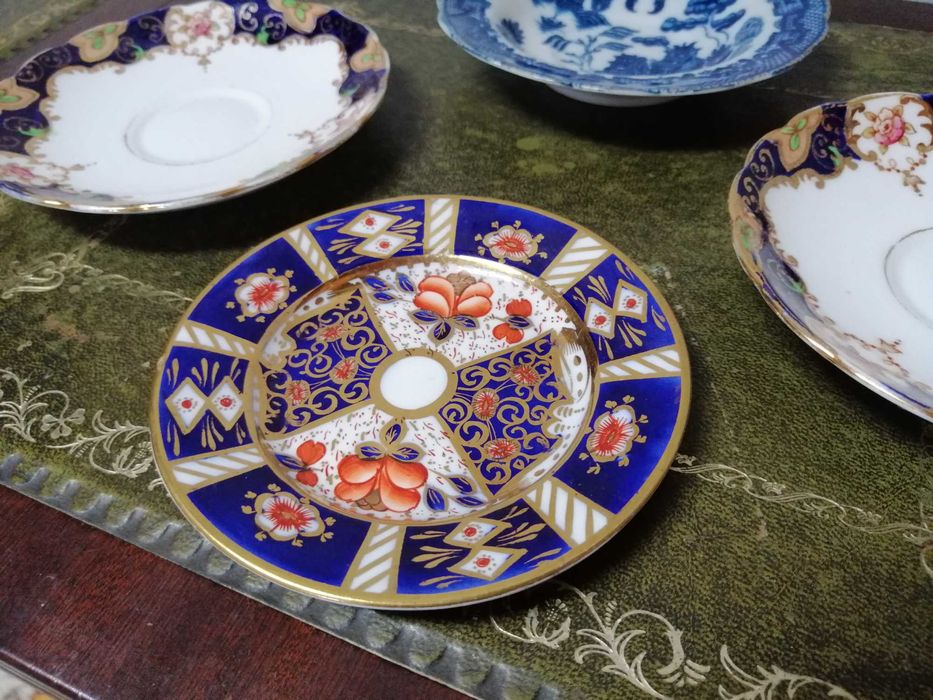 Zestaw 4 starych angielskich porcelanowych talerzyków