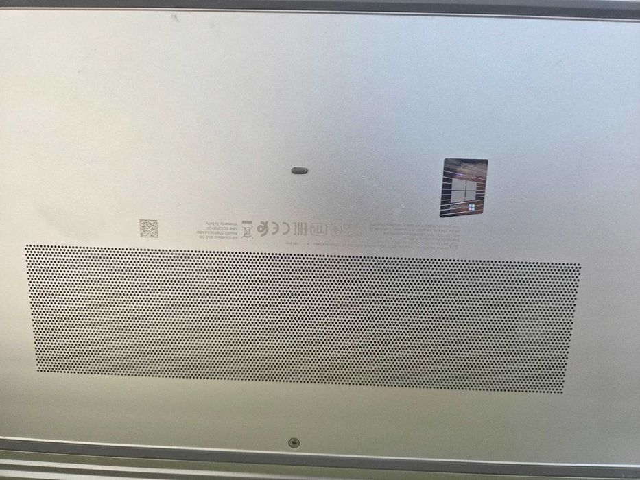 Portátil HP Elitebook 850 G8 - 14 Polegadas teclado retroiluminado