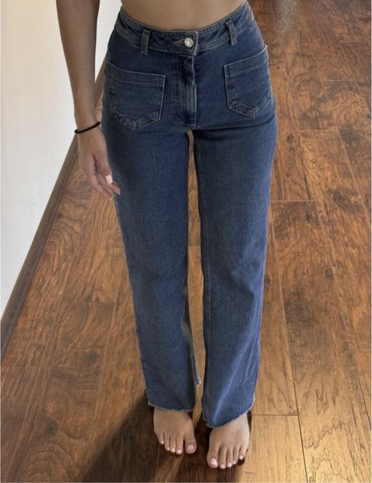 Жіночі джинси. На параметри S.