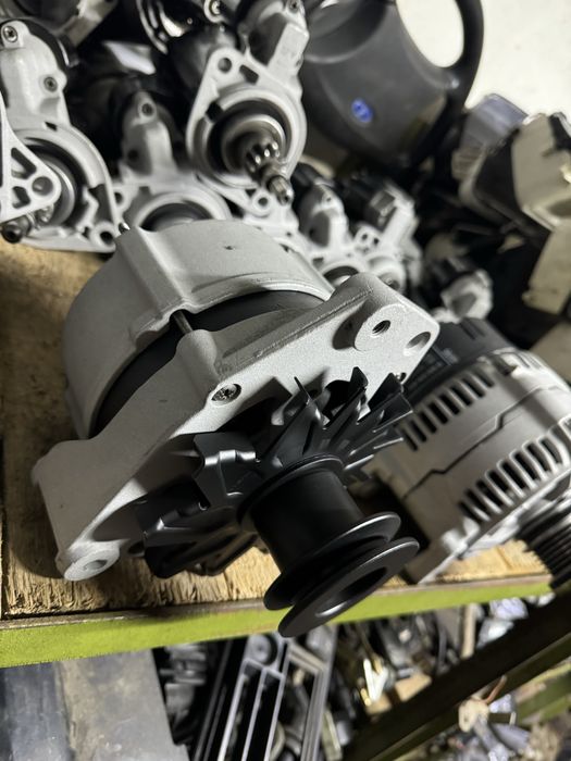 Генератор Пасат Б-3, Гольф2, Джета 2, 1.6, 1.8, 2.0 бензин