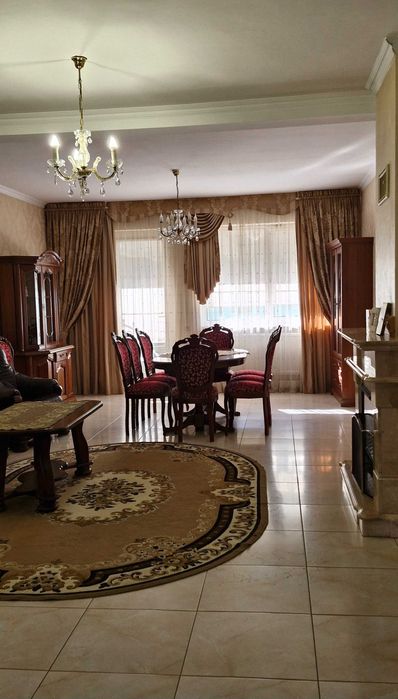 Продаж будинку в центрі Сваляви