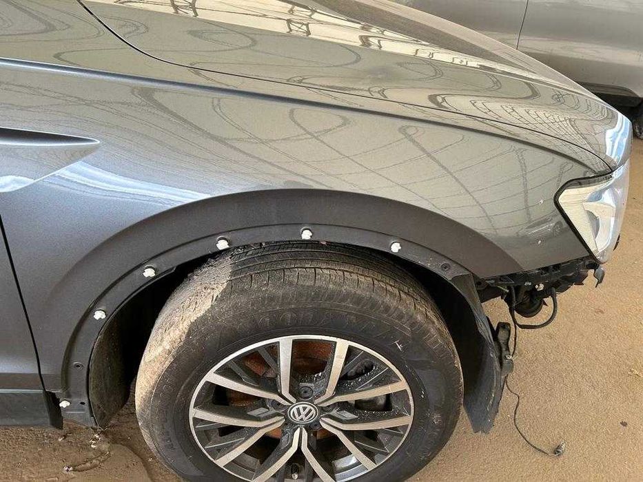 VOLKSWAGEN Tiguan SE, 2018