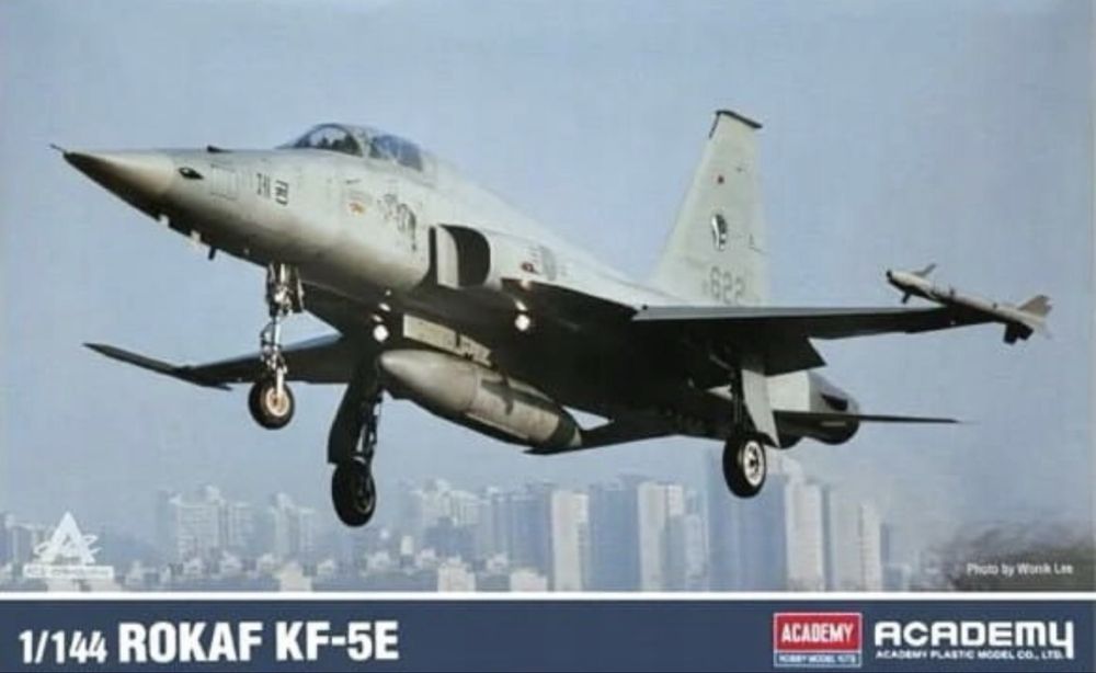 Samolot Northrop KF-5E Tiger II 1:144 Academy 12644