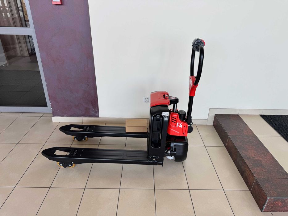 Wózek Paletowy Elektryczny F4 1500kg Widły L-1000 Mały Zwrotny 139cm