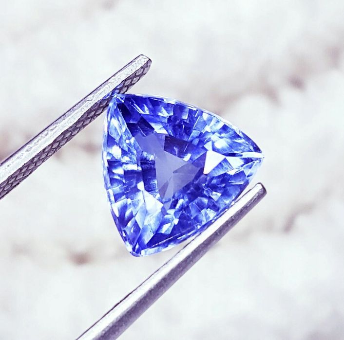Szafir Royal blue - na złoty pierścionek , sygnet - Certyfikat 2.37 ct