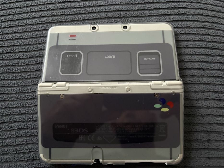 New nintendo 3ds 4gb