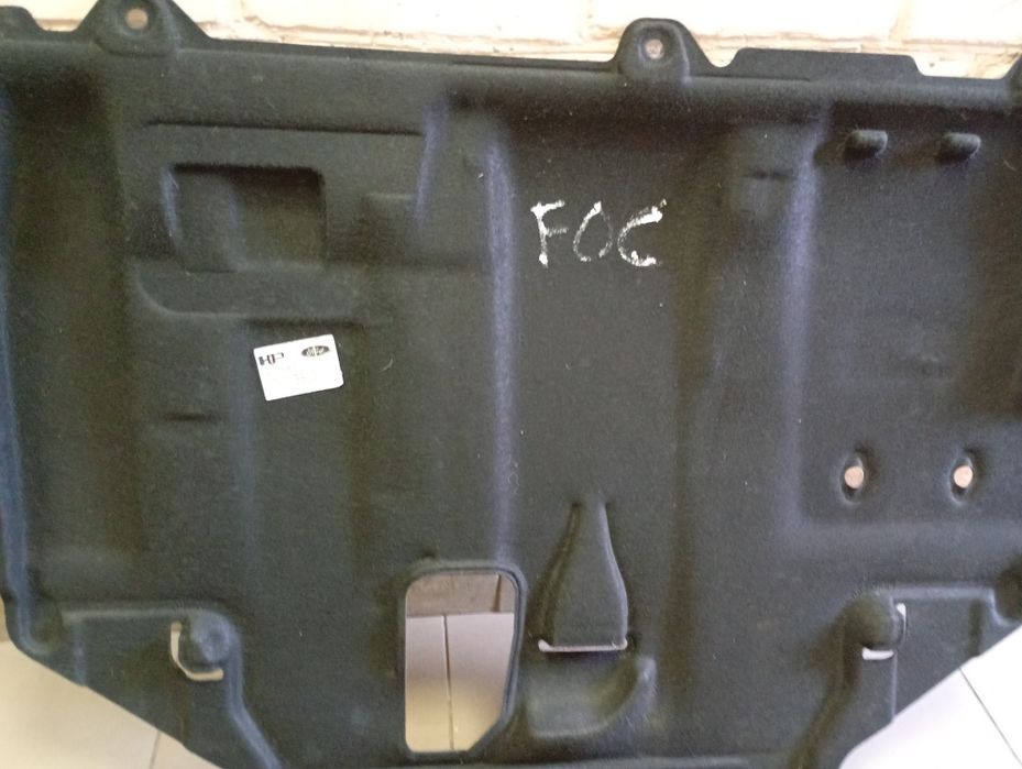 Шумоізоляція капота Форд (фокус і сієра)