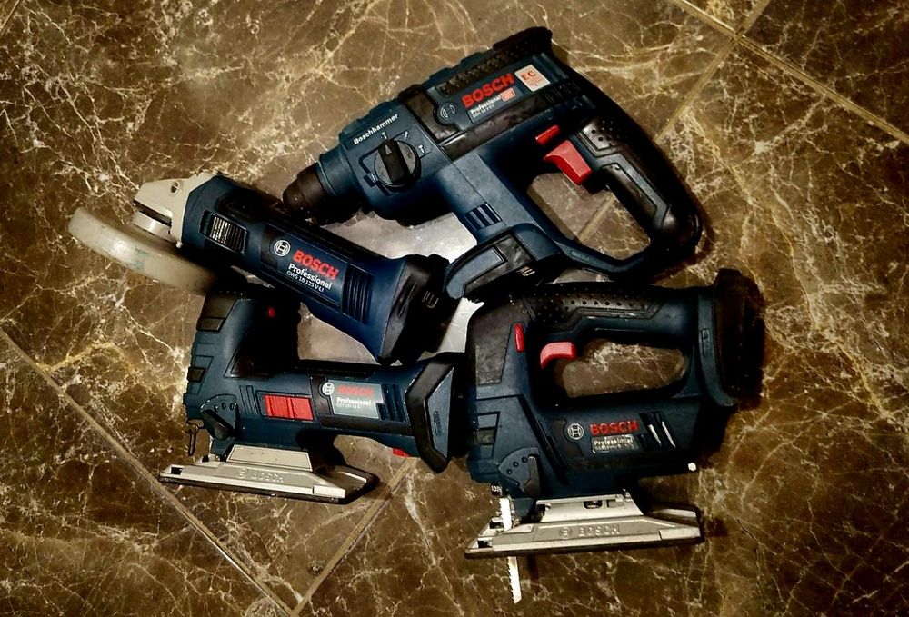 BOSCH [gst 18v-li b/gst 18v-li s/gbh 18 v-ec ] | Лобзик/УШМ/Перфоратор