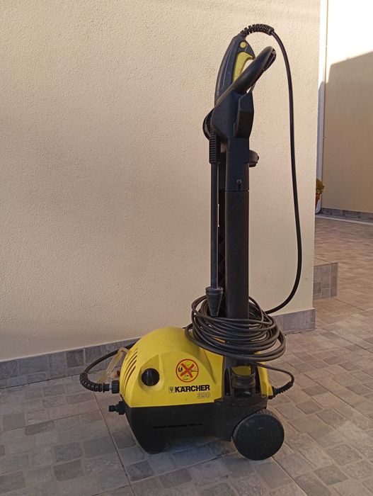 Karcher 390 em excelente estado