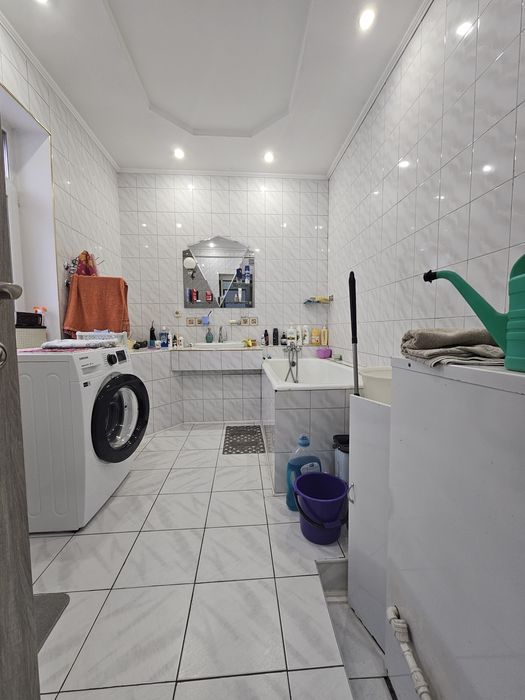 Продаж    Будинку  центр  Чернівці