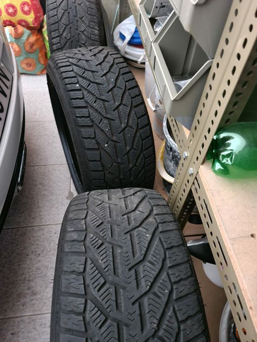 Pneus Tigar Winter 225/40 R18