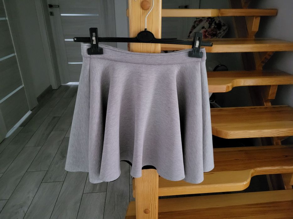 Szara spodnomiczka S polecam